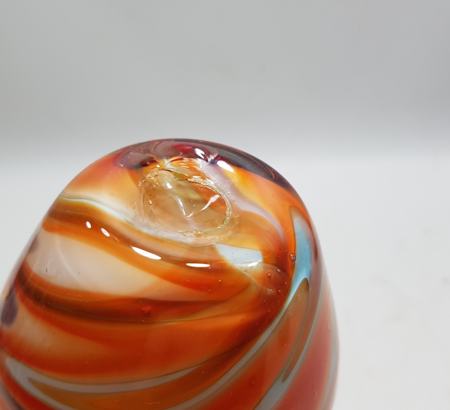 ELMA FORMUNDA YAPILMIŞ ANTİKA MURANO BİBLO