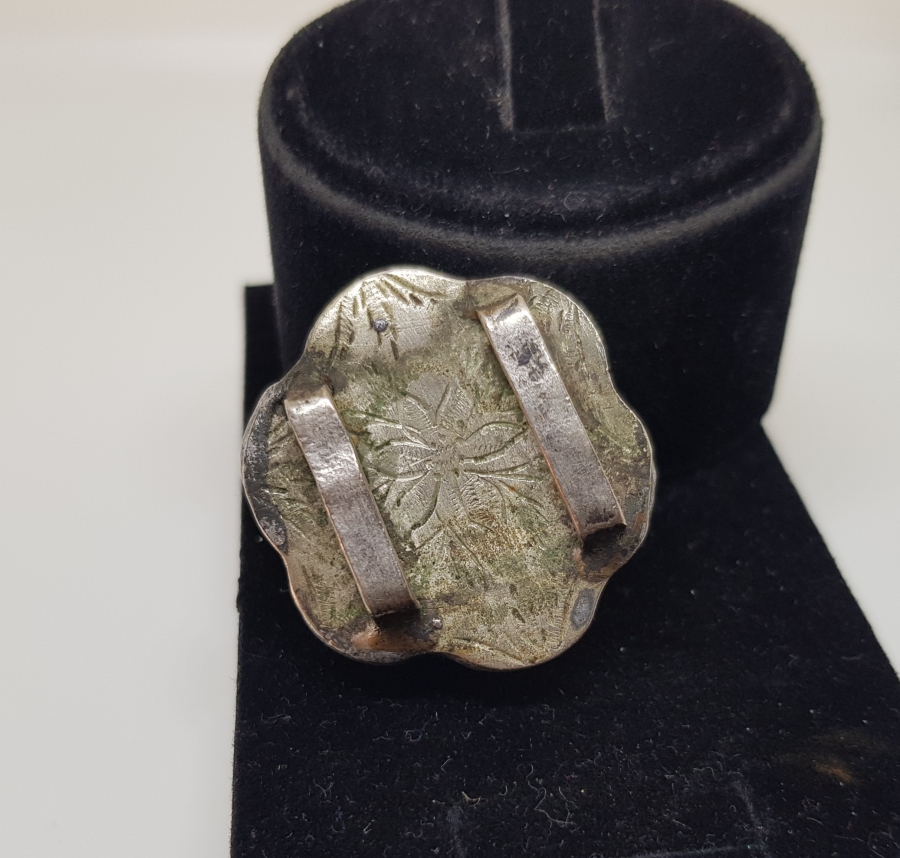 ÜZERİ KALEM İŞÇİLİKLİ OSMANLI DÖNEMİ ÇOK NADİR GÜMÜŞ EYER PAZUBENTİ