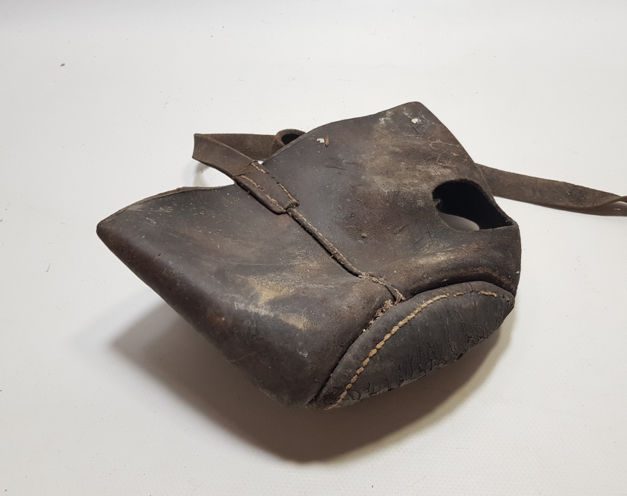 OSMANLI DÖNEMİ ÇOK NADİR DERİ CELLAT MASKESİ