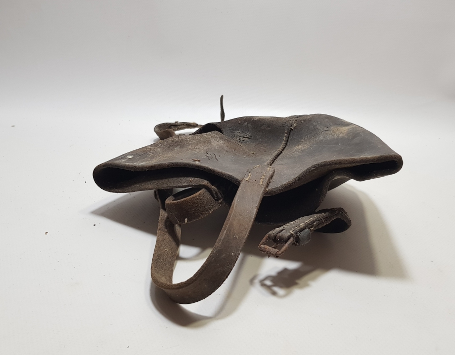 OSMANLI DÖNEMİ ÇOK NADİR DERİ CELLAT MASKESİ