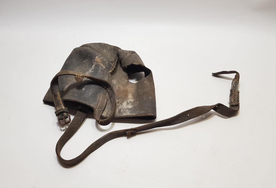 OSMANLI DÖNEMİ ÇOK NADİR DERİ CELLAT MASKESİ