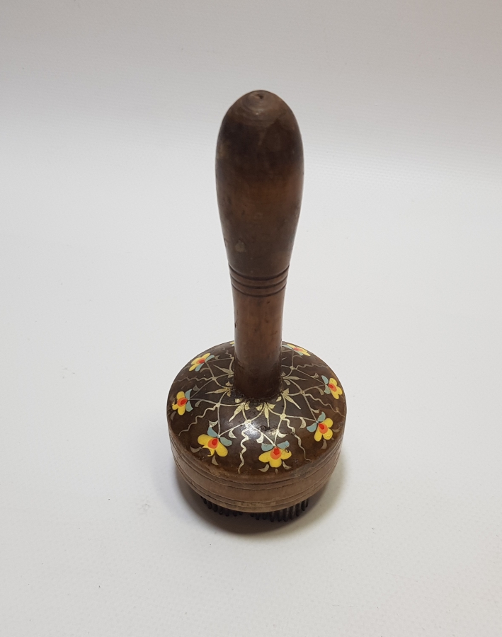 ÜZERİ EL BOYAMA İŞÇİLİKLİ AVRUPA YAPIMI KİRMAN