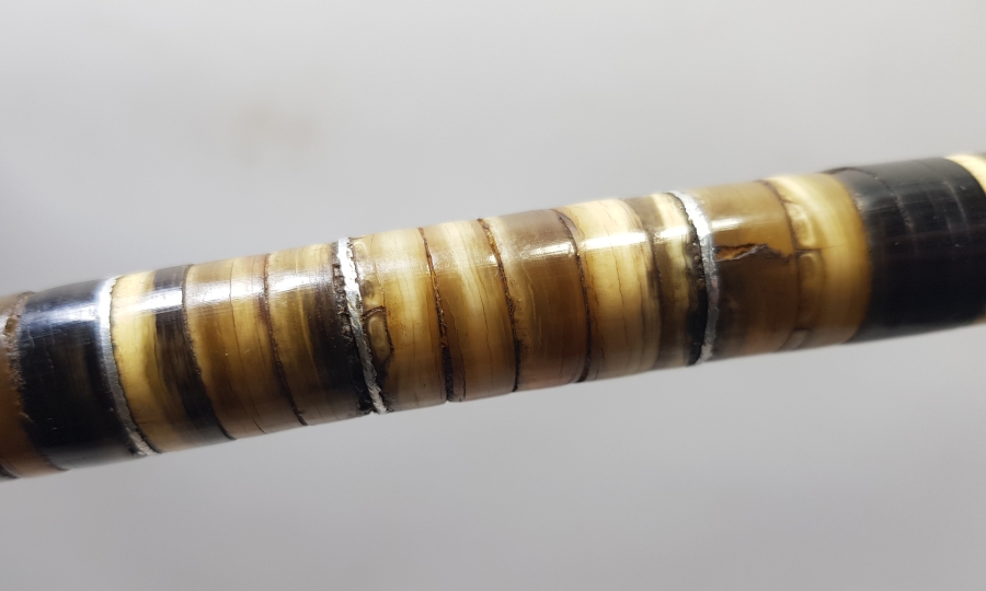 OSMANLI DÖNEMİ BOYNUZ VE KEMİKTEN MAMUL NADİR FORMDA DAVULCU TOKMAĞI