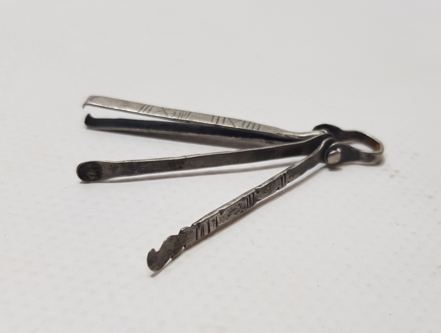 1800 BAŞLARI OSMANLI DÖNEMİ EL YAPIMI GÜMÜŞ ÇOK NADİR NARGİLE MARPUCU TEMİZLEME APARATI