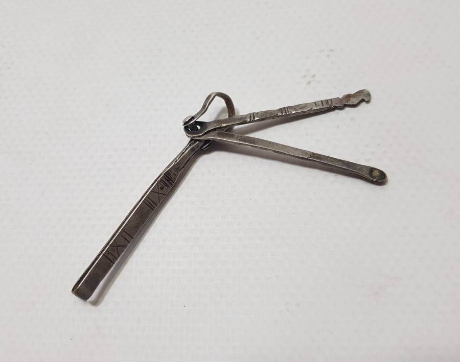 1800 BAŞLARI OSMANLI DÖNEMİ EL YAPIMI GÜMÜŞ ÇOK NADİR NARGİLE MARPUCU TEMİZLEME APARATI