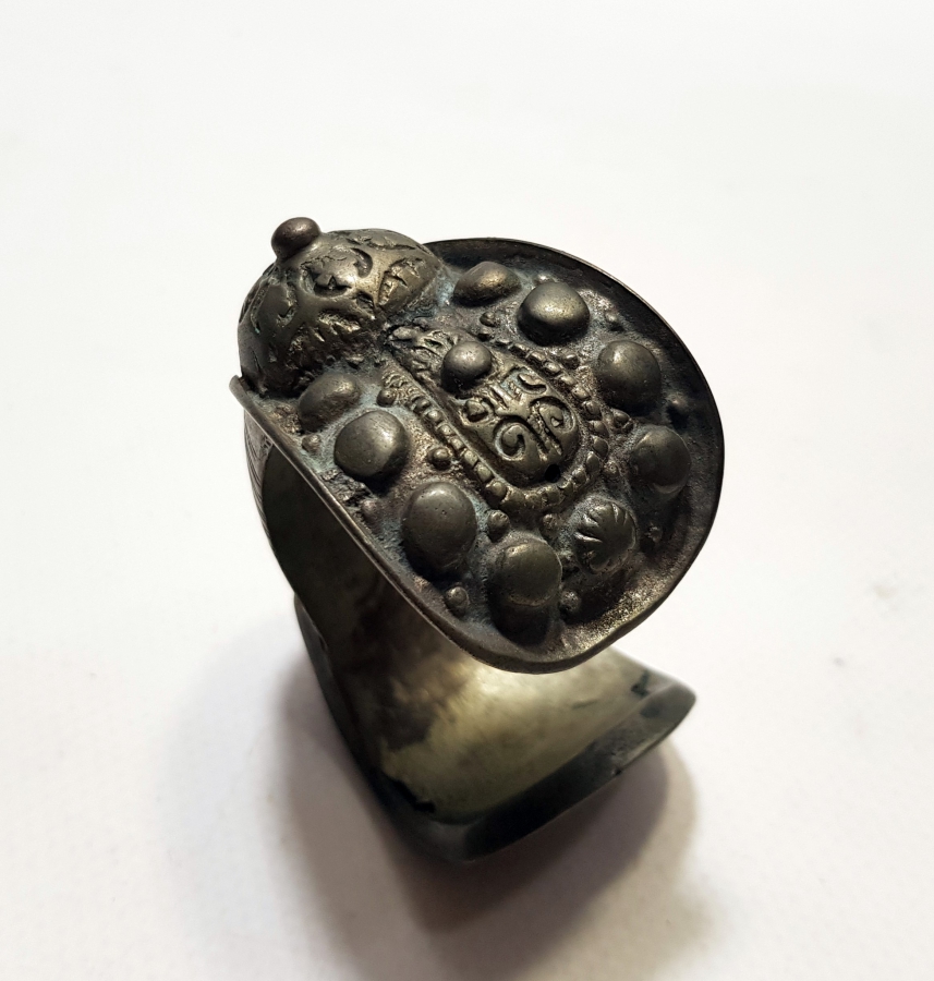 OSMANLI DÖNEMİ KABARTMA İŞÇİLİKLİ ÇOK NADİR TOMBAK PAZUBENT