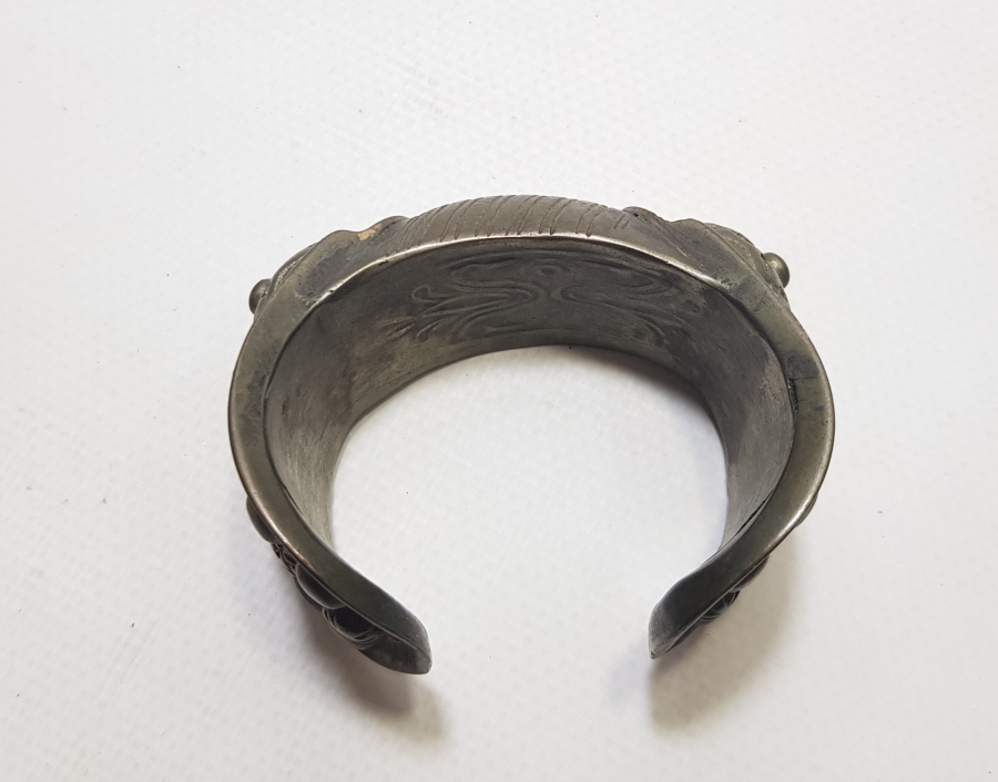 OSMANLI DÖNEMİ KABARTMA İŞÇİLİKLİ ÇOK NADİR TOMBAK PAZUBENT