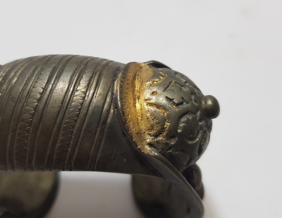 OSMANLI DÖNEMİ KABARTMA İŞÇİLİKLİ ÇOK NADİR TOMBAK PAZUBENT