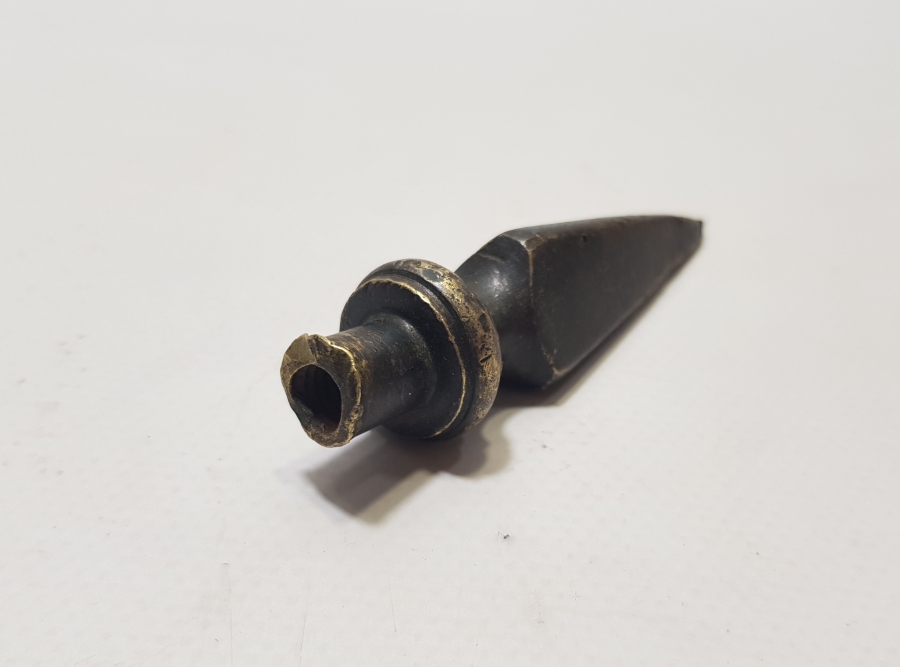 OSMANLI DÖNEMİ BRONZ TUĞ BAŞI - ALEM BAŞI