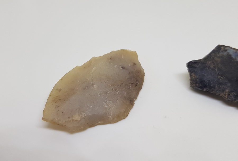 OSMANLI DÖNEMİ İKİ ADET ÇAKMAK TAŞI