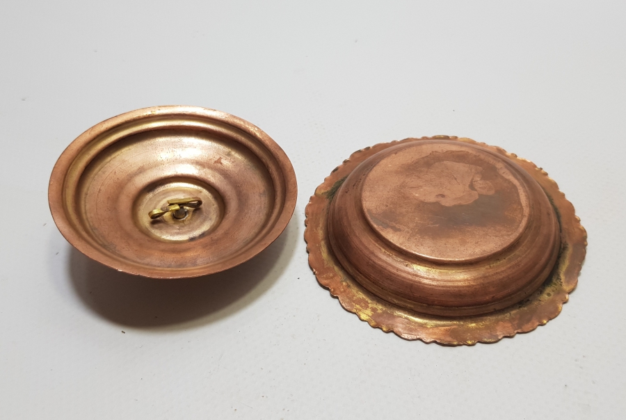 OSMANLI DÖNEMİ KALEM İŞÇİLİKLİ KAPAKLI MAMA TABAĞI