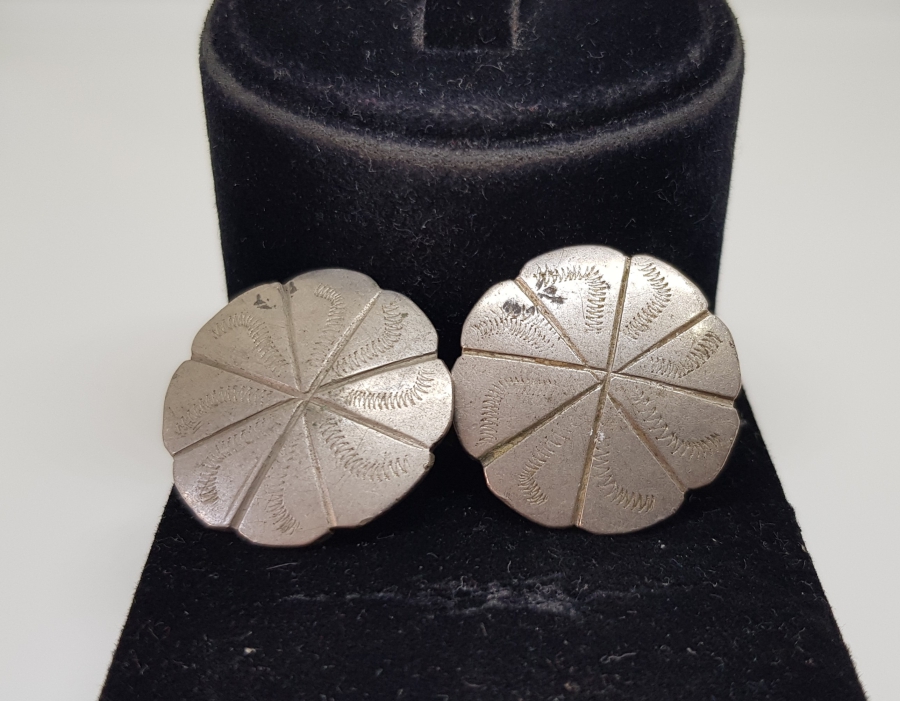 ÜZERİ KALEM İŞÇİLİKLİ OSMANLI DÖNEMİ ERMENİ USTA YAPIMI VAR ÇİFT DÜĞME