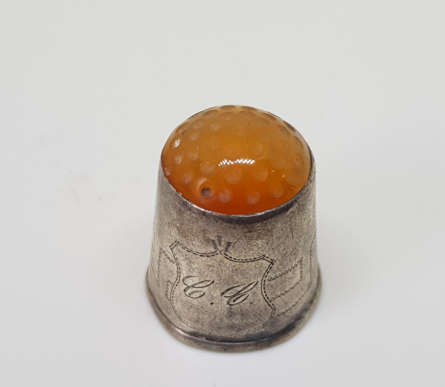 ÜZERİ İNSİYALLİ OSMANLI DÖNEMİ RUM İŞİ GÜMÜŞ TERZİ YÜKSÜĞÜ