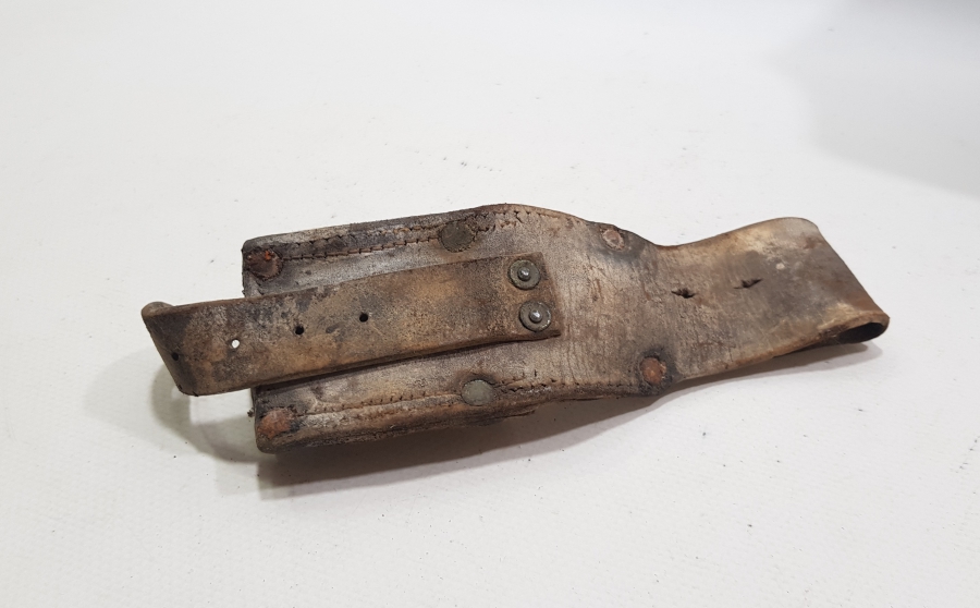 1. DÜNYA SAVAŞI DÖNEMİ DERİDEN MAMUL ÇOK NADİR DERİ TOPÇU MEÇİ ASKISI