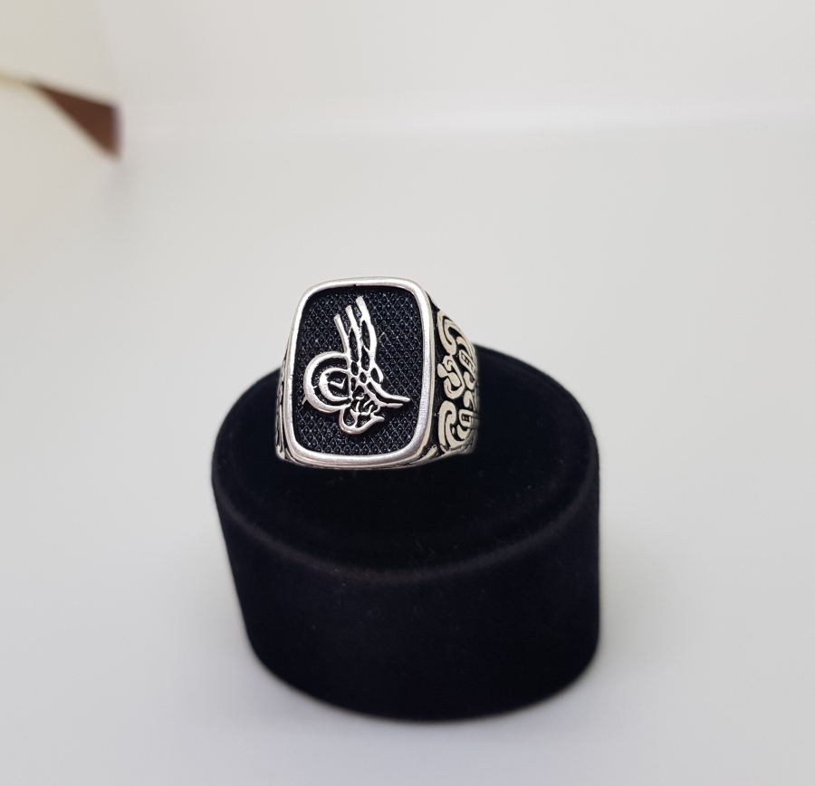 ÜZERİ TUĞRA MOTİFLİ GÜMÜŞ YÜZÜK