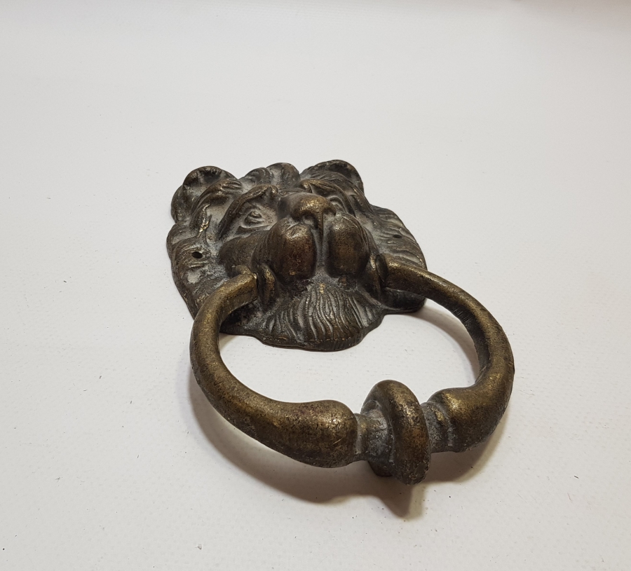 OSMANLI DÖNEMİ ÇOK NADİR ANADOLU ASLANI GÖRSELLİ BRONZ KAPI TOKMAĞI