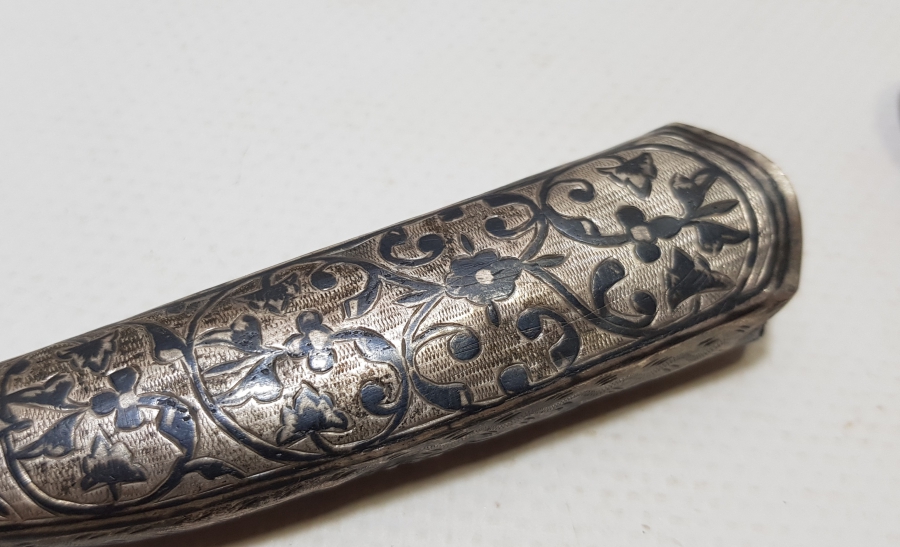 OSMANLI DÖNEMİ SAVATLI GÜMÜŞ KIN PARÇASI