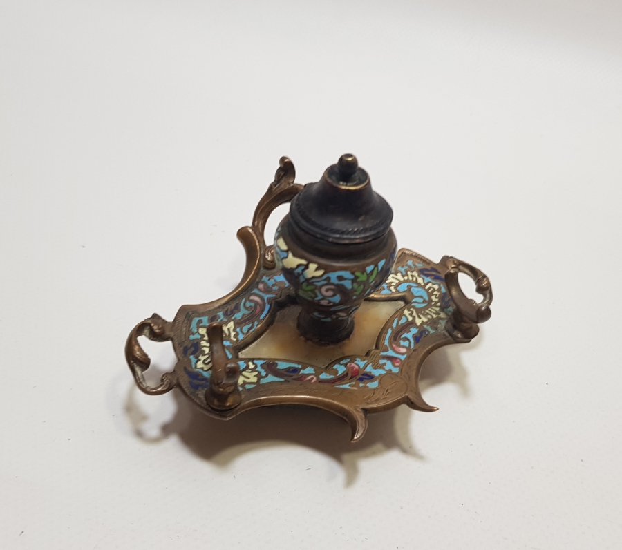 ÜZERİ MİNE İŞÇİLİKLİ OSMANLI DÖNEMİ MASA ÜSTÜ YAZI TAKIMI