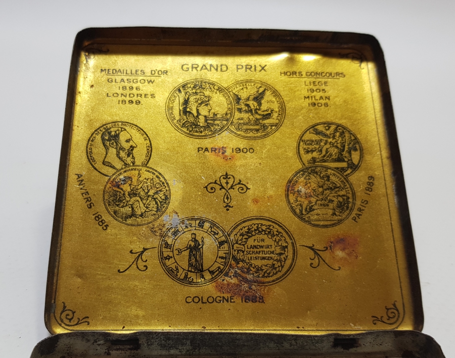 OSMANLI DÖNEMİ JOKEY KULÜBÜ NADİR SİGARA TABAKASI