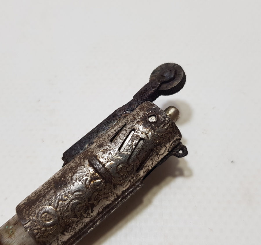 OSMANLI DÖNEMİ ÜZERİ İŞLEMELİ NADİR SUBAY ÇAKMAĞI