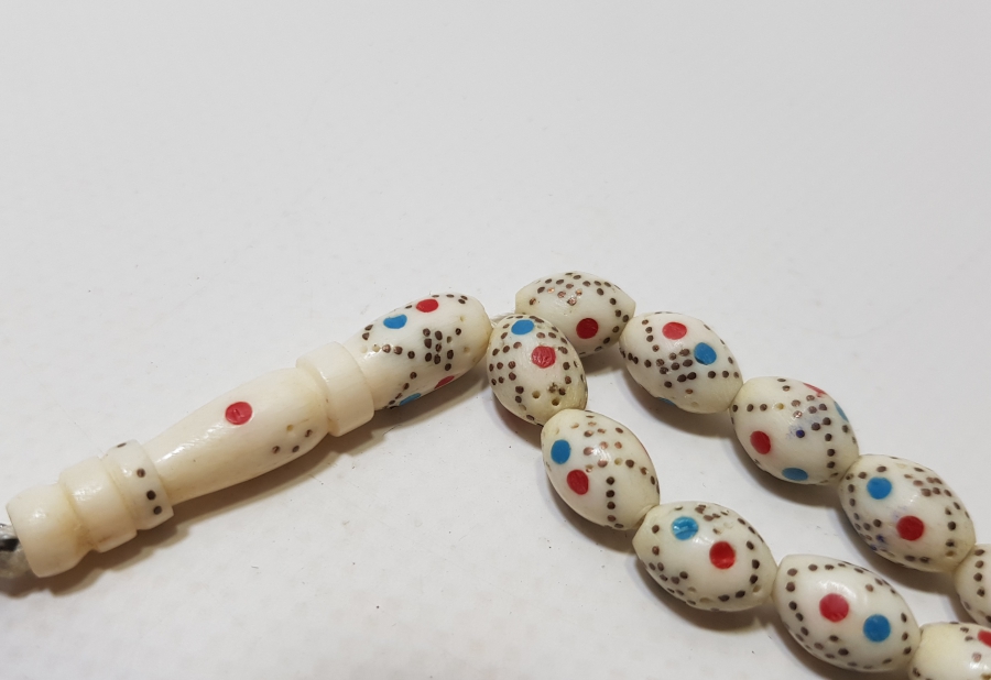 ÜZERİ İŞLEMELİ ANTİKA KEMİK TESPİH