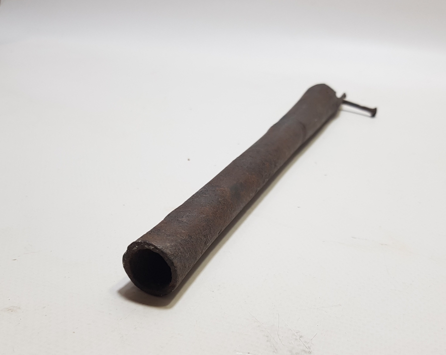 ALAY BOZAN FORMUNDA YAPILMIŞ ÜZERİ İŞLEMELİ OSMANLI DÖNEMİ PİŞTOV NAMLUSU