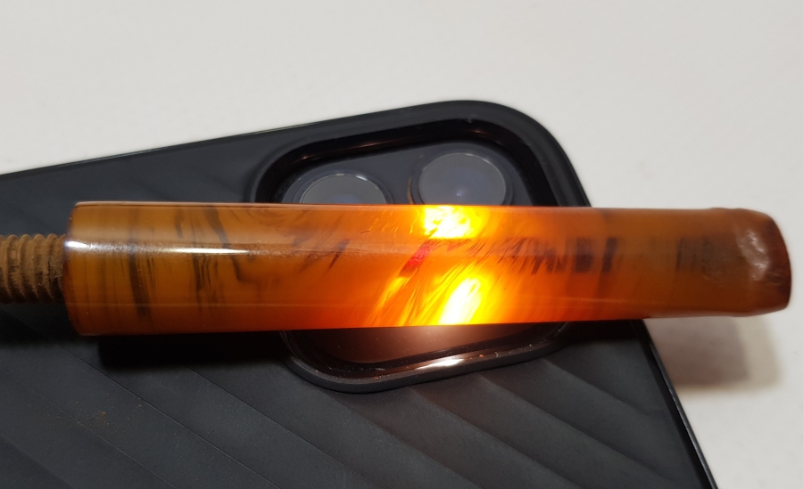 ORİJİNAL KUTUSUNDA SIKMA KEHRİBAR EMZİKLİ PİPO