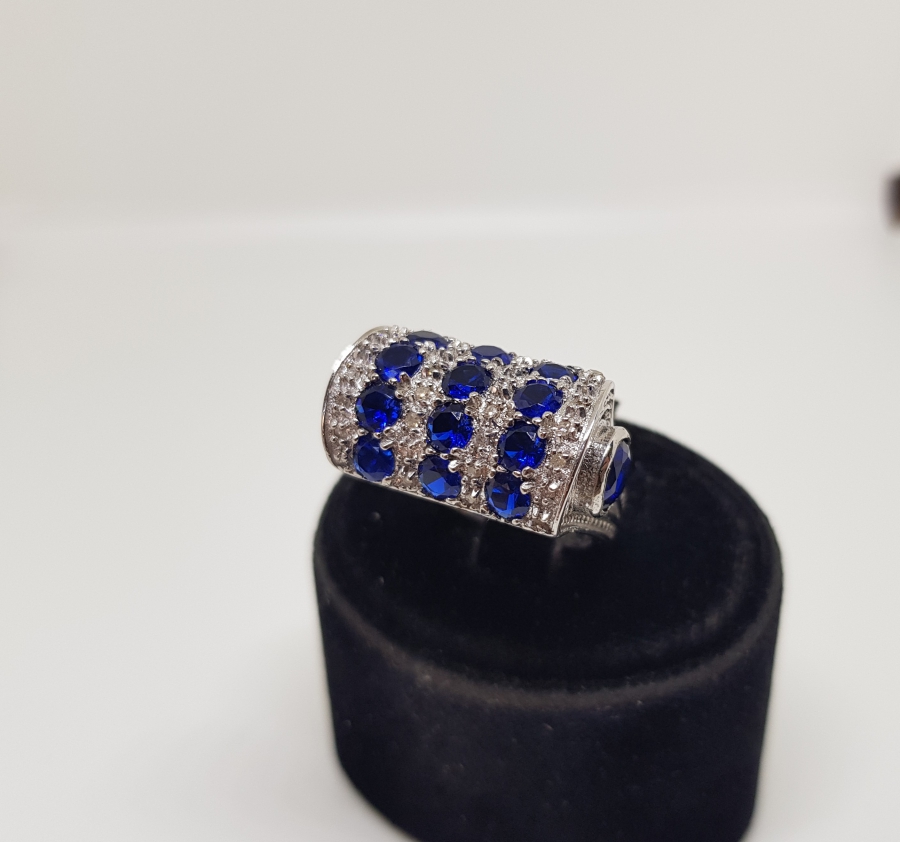 MÜHRE MODEL SAFİR VE PIRLANTA TAŞLI YÜZÜK