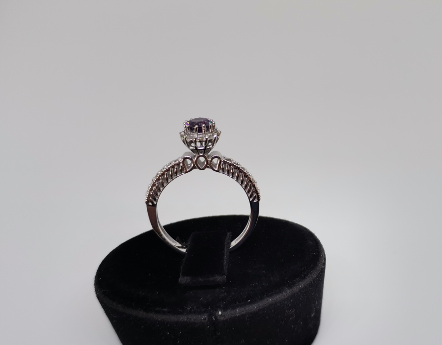 AMETİST VE PIRLANTA TAŞLI TEKTAŞ YÜZÜK