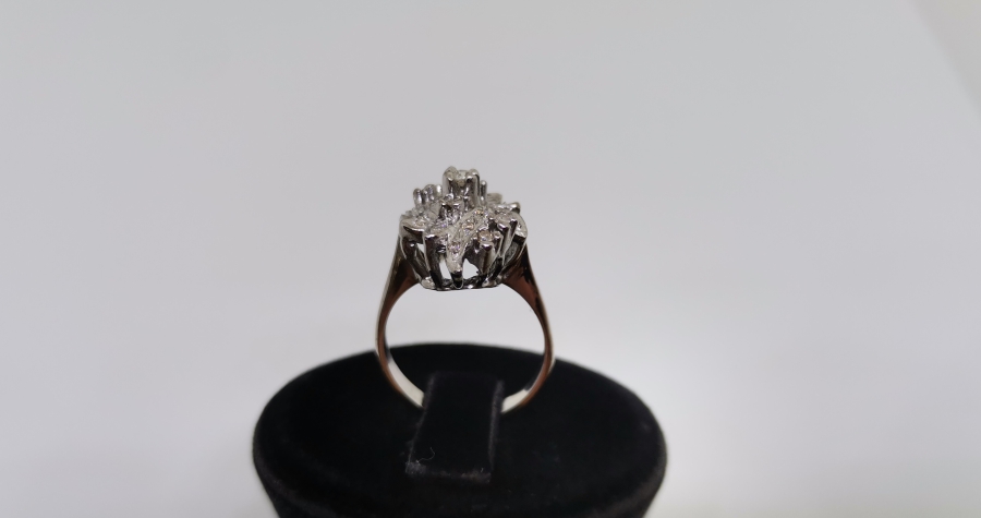 GUCUK MODEL PIRLANTA TAŞLI YÜZÜK