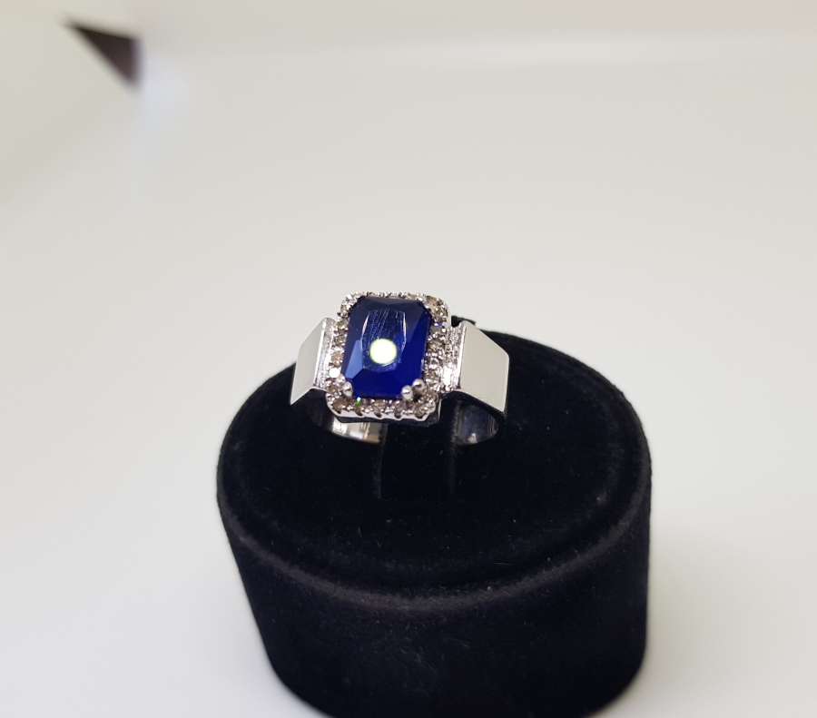 SAFİR VE PIRLANTA TAŞLI AVRUPA MODEL YÜZÜK