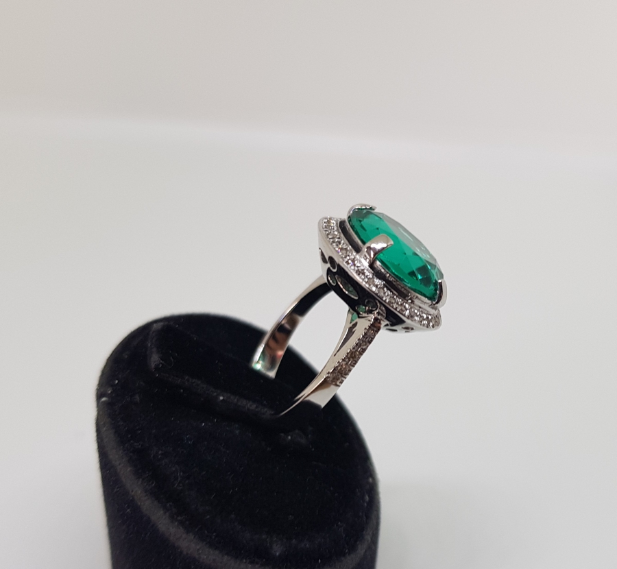 BÜYÜK SİTRİN VE PIRLANTA TAŞLI YÜZÜK