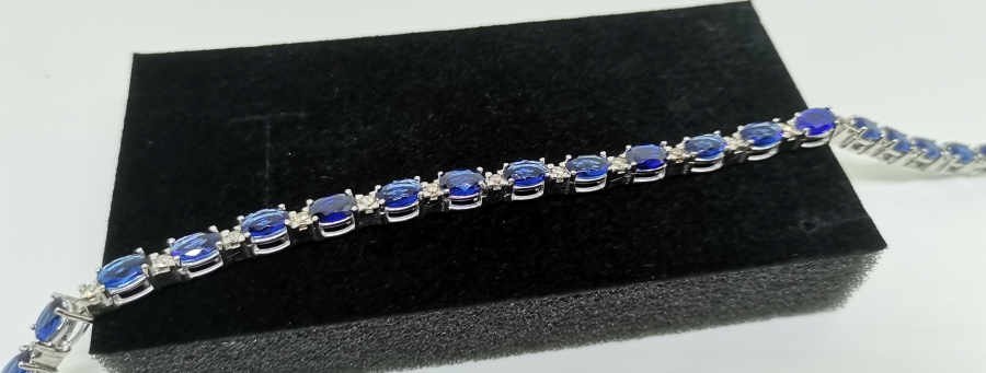 SAFİR VE PIRLANTA TAŞLI BİLEKLİK