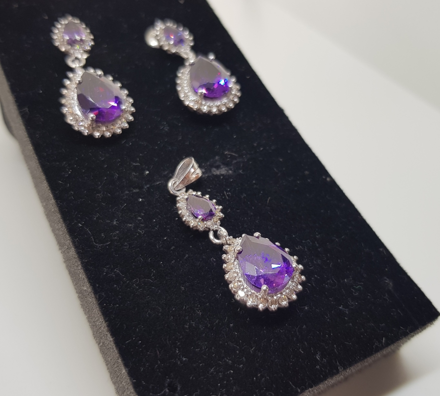 AMETİST VE PIRLANTA TAŞLI DAMLA MODEL KOLYE KÜPE TAKIMI