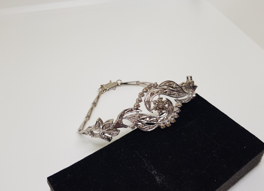 ÇİFT SIRA SALYANGOZ MODEL PIRLANTA TAŞLI BİLEKLİK