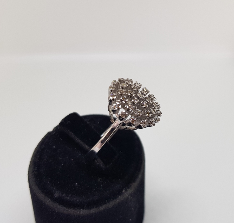 KİRPİ MODELİ PIRLANTA TAŞLI YÜZÜK