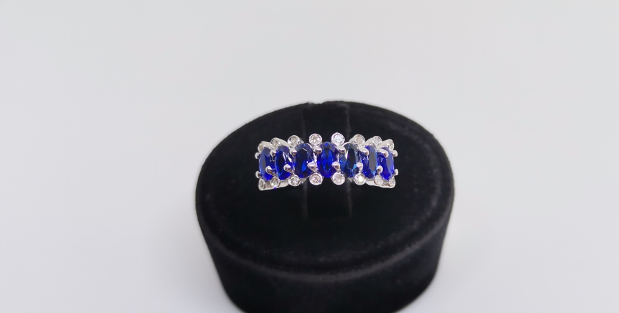 SAFİR VE PILANTA TAŞLI YARIM TAMTUR MODELİ YÜZÜK