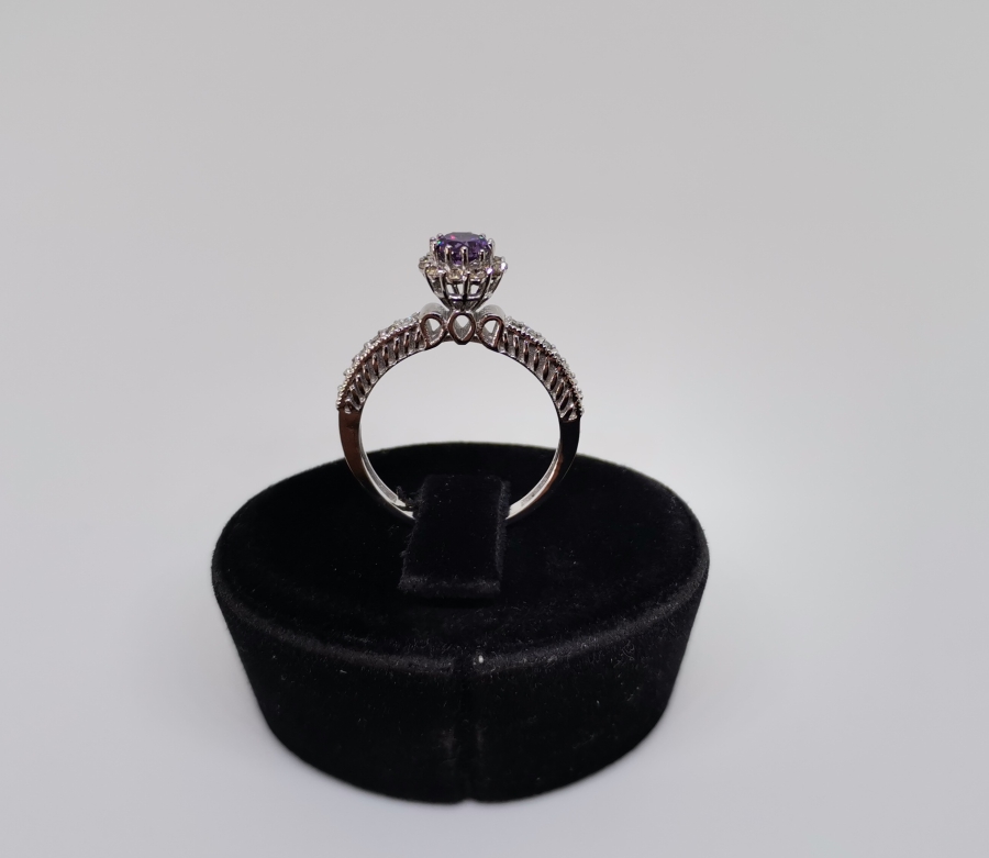 AMETİST VE PIRLANTA TAŞLI TEKTAŞ MODEL YÜZÜK