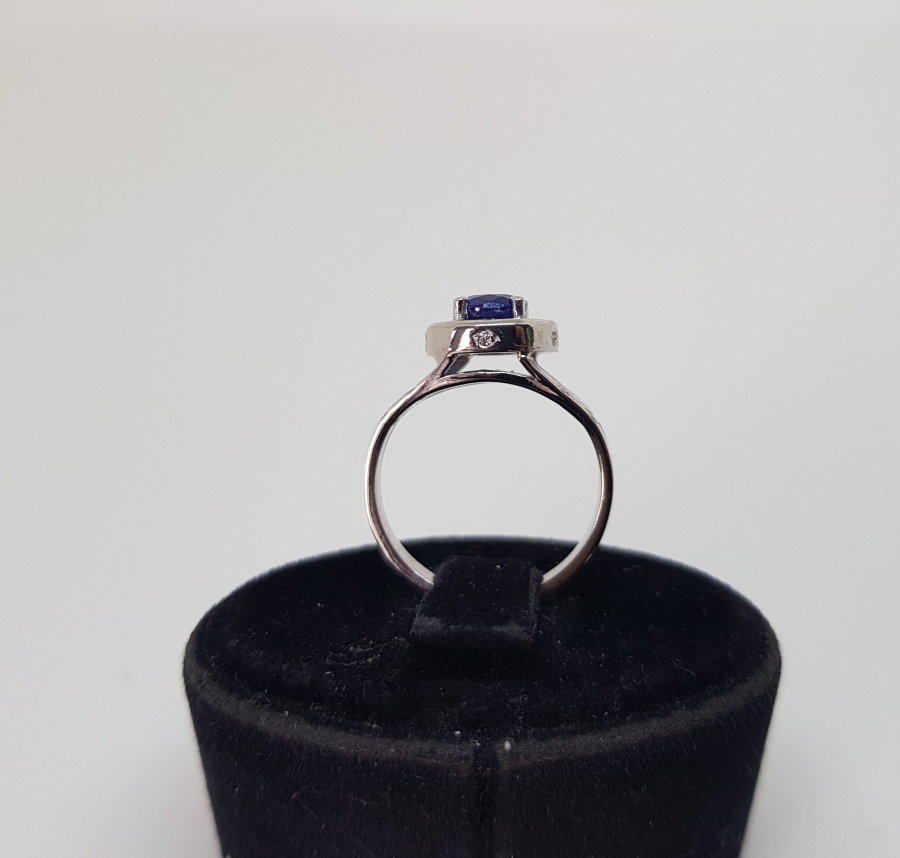 SAFİR VE PIRLANTA TAŞLI GİRİT MODELİ YÜZÜK