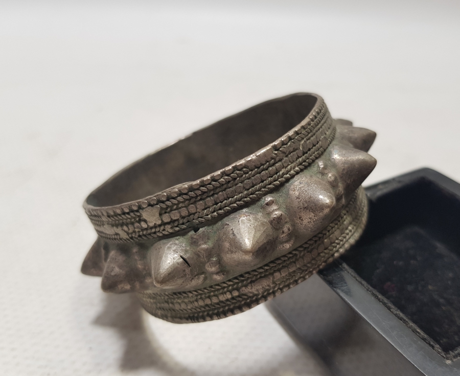 OSMANLI DÖNEMİ BÜYÜK BOY ÇOK NADİR ERMENİ İŞİ ÇİVİLİ BİLEZİK