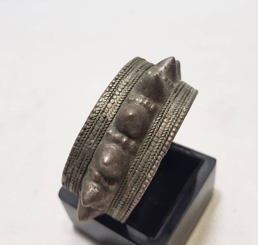 OSMANLI DÖNEMİ BÜYÜK BOY ÇOK NADİR ERMENİ İŞİ ÇİVİLİ BİLEZİK