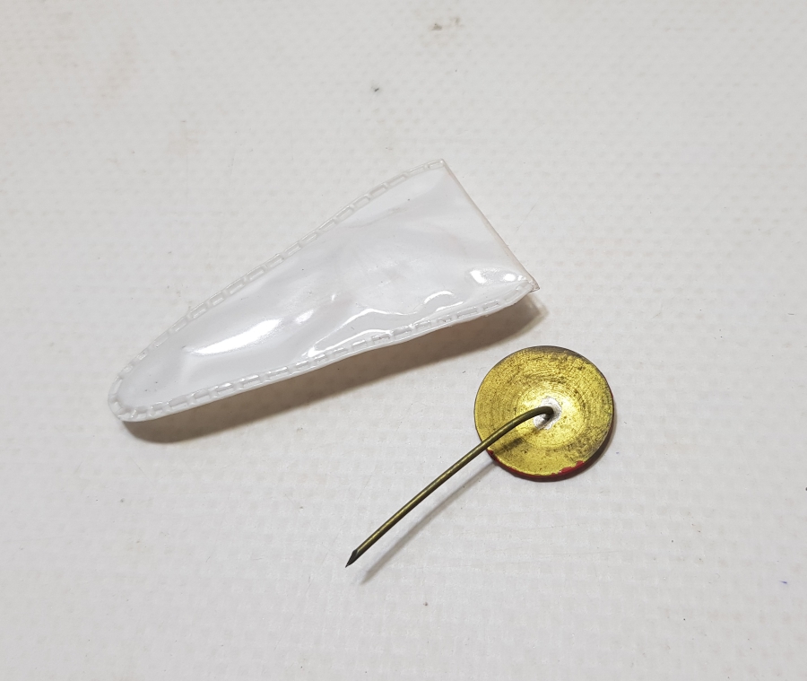 ORİJİNAL KABINDA ANTİKA CHP ROZETİ