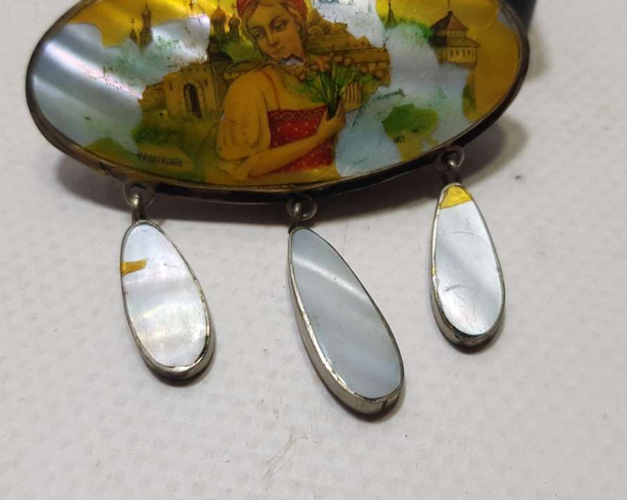 ÖZEL YAPIM SEDEF İŞÇİLİKLİ ANTİKA GÜMÜŞ BROŞ