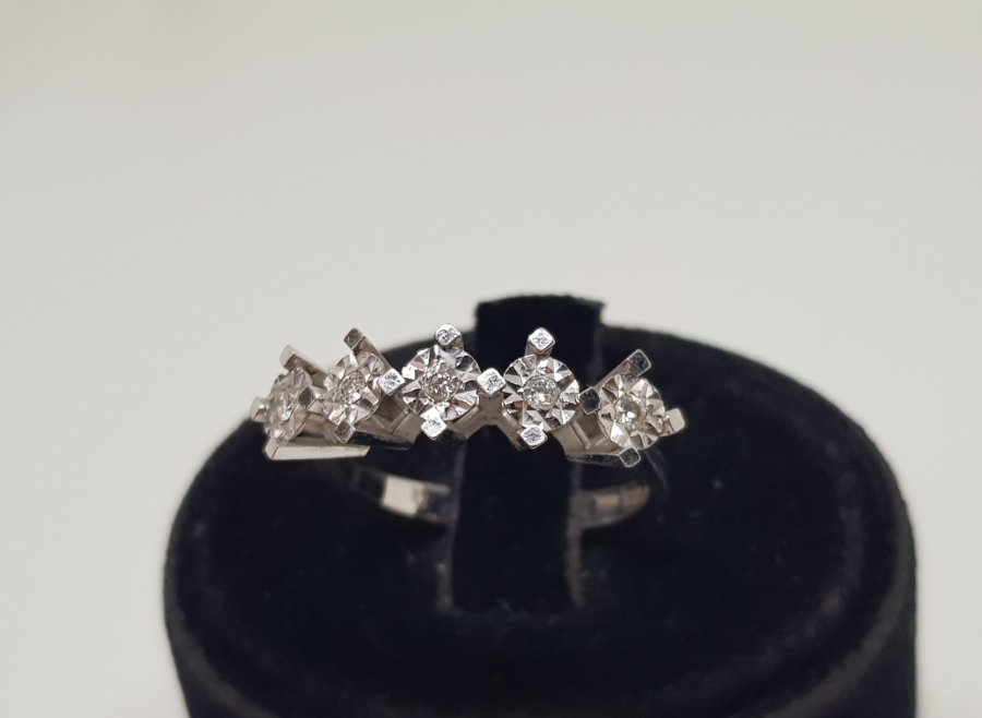 BEŞTAŞ MODEL PIRLANTA TAŞLI ÖZEL YAPIM YÜZÜK