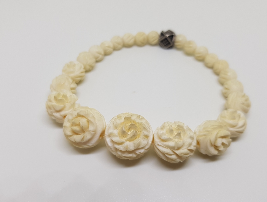 ÖZEL YAPIM GÜLLÜ MODEL ANTİKA FİLDİŞİ BİLEKLİK