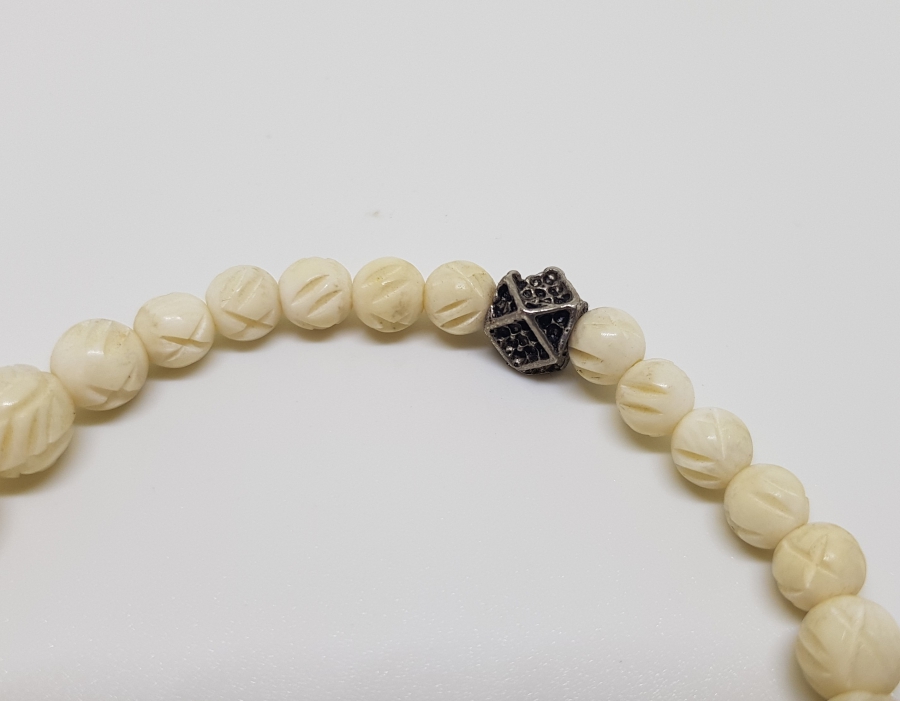 ÖZEL YAPIM GÜLLÜ MODEL ANTİKA FİLDİŞİ BİLEKLİK