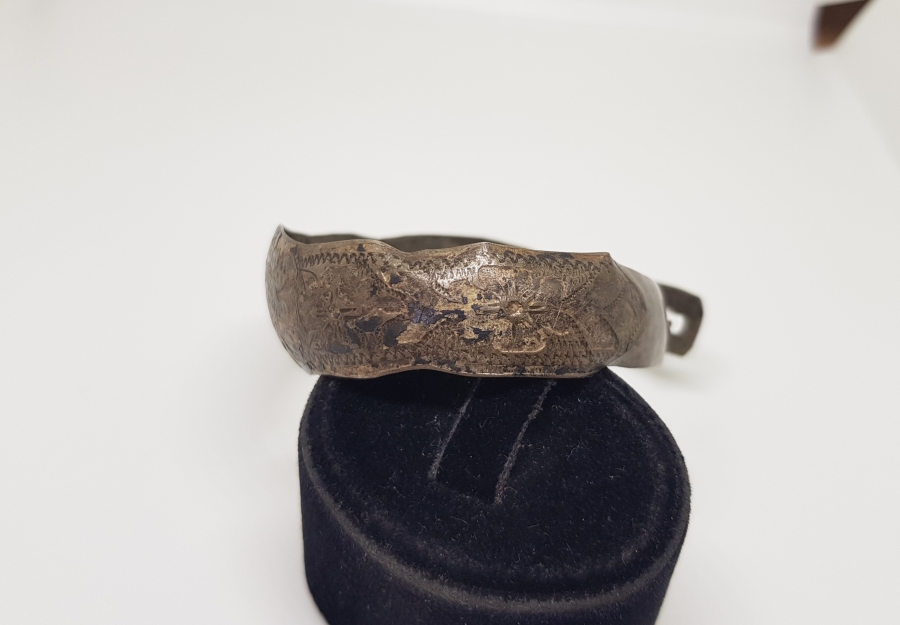 ÜZERİ OSMANLICA YAZILI SAVATLI BİLEZİK