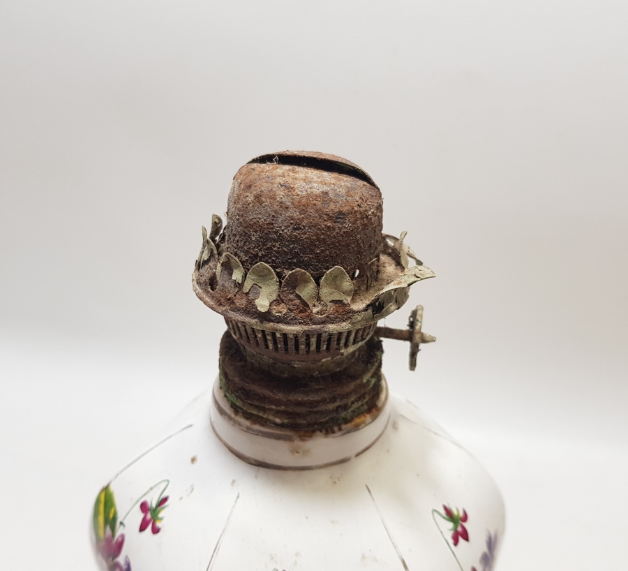 ANTİKA PORSELEN GAZ LAMBASI