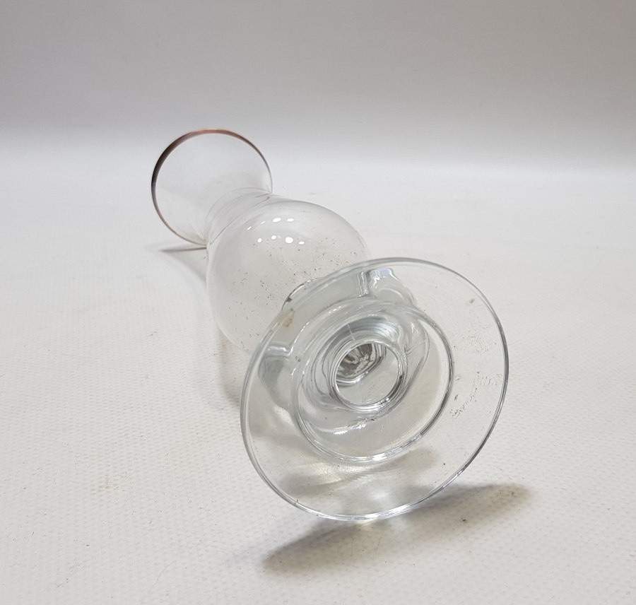 ALTIN VARAKLI ANTİKA GÜL VAZOSU