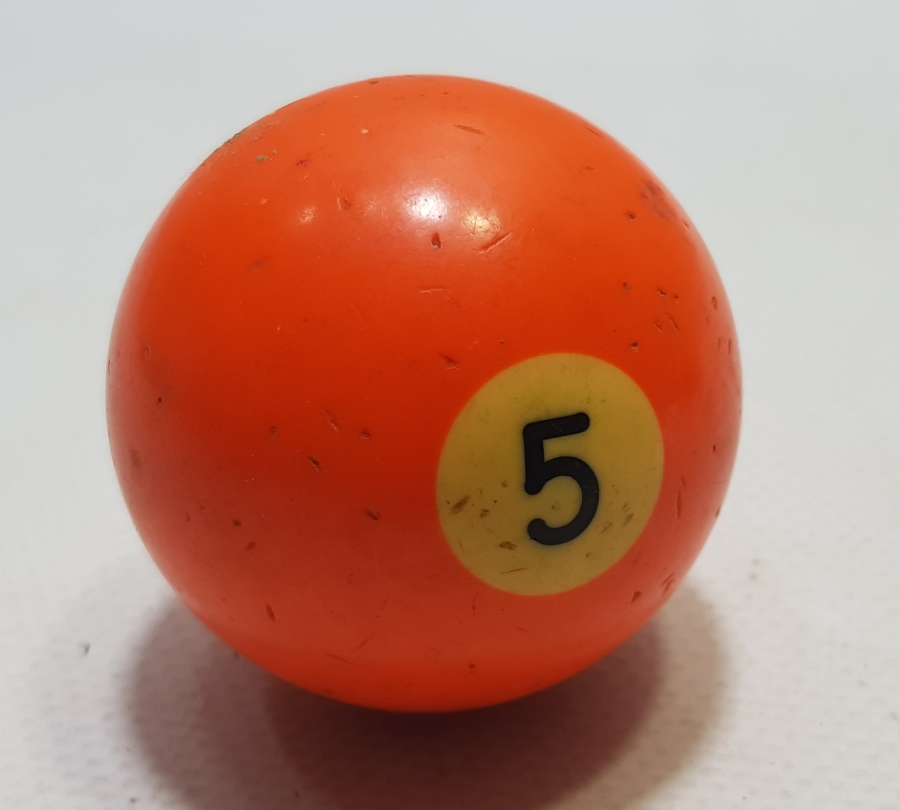 ANTİKA KATALİN BİLARDO TOPU